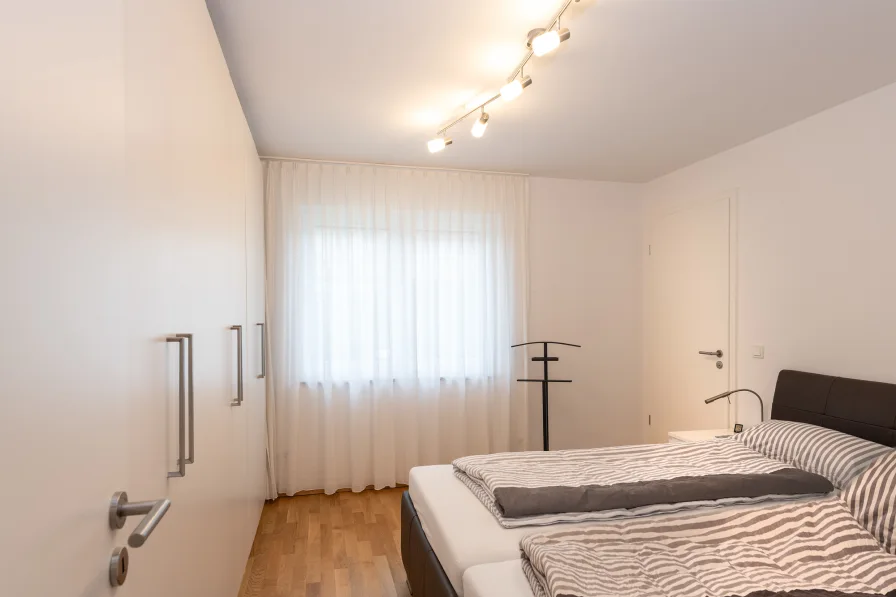 Master-Schlafzimmer mit Bad en-suite