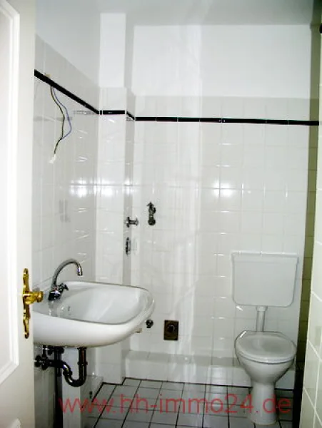 Badezimmer mit Vollbad