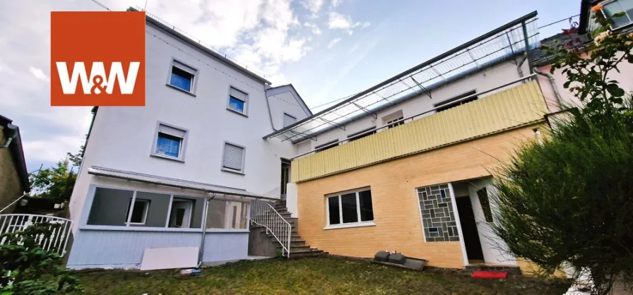 Hausansicht - Haus kaufen in Nochern - Zweifamilienhaus mit großem Gartengrundstück in ruhiger Lage