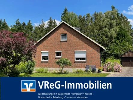 von vorn VReG - Haus kaufen in Mustin - Bungalow mit Vollkeller auf schönem, ruhigen Grundstück in Sackgassenlage in Mustin bei Ratzeburg