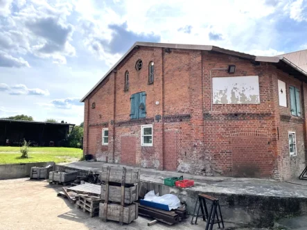 Titelbild - Halle/Lager/Produktion mieten in Rümpel - Nähe Bad Oldesloe: Büroräume mit Werkstatt zu vermieten (Objekt Nr. 3119)