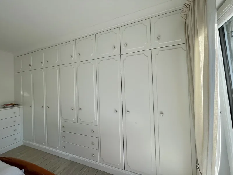 Einbauschrank