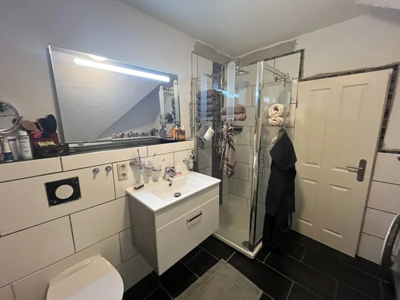 Badezimmer DG