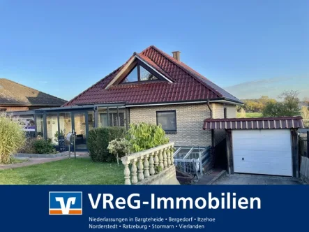 Titelbild - Haus kaufen in Barnitz / Benstaben - Neuer Preis: Hier ist Traveblick inklusive: Einfamilienhaus mit Einliegerwohnung ( A3202)