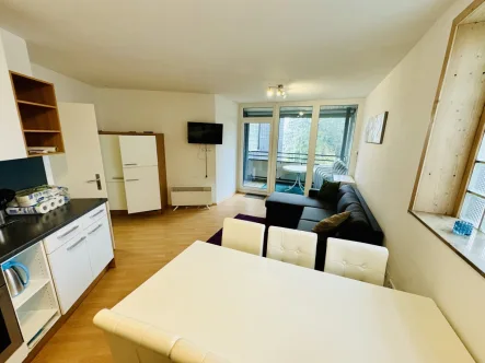 Wohnraum - Wohnung mieten in Winterberg - Kleine 2-Zimmer zur dauerhaften Vermietung!