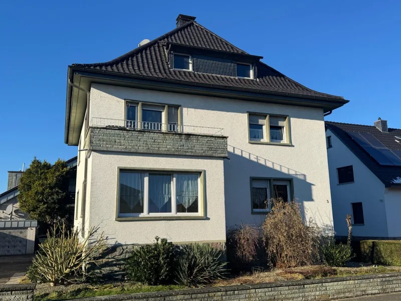 Außenansicht  - Haus kaufen in Welver - 3-Familienhaus in ruhiger Wohnlage - EG frei für Eigennutzung!