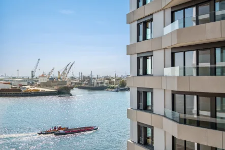 Ausblick aus dem Schlafzimmer - Wohnung mieten in Hamburg / HafenCity - Weitblicke über die Stadt und die Elbe - Luxuriöse Zwei-Zimmer-Wohnung im The Crown