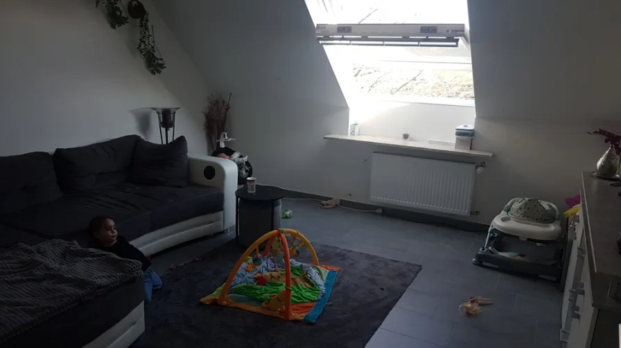 DG 2 Wohnung (Wohnzimmer)