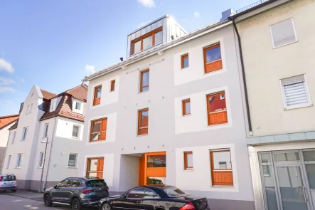 Außenansicht - Wohnung mieten in Neckarsulm - Erstbezug: 2-Zi.-Maisonette, ruhige, zentrumsnahe Wohnlage, Süd-Balkon - ideal für Singles & Paare