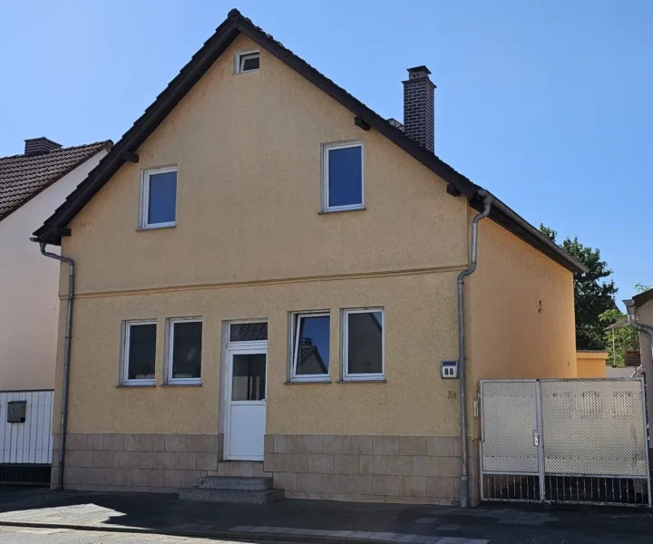  - Haus kaufen in Eppertshausen - Einfamilienhaus mit Einliegerwohnung in Eppertshausen