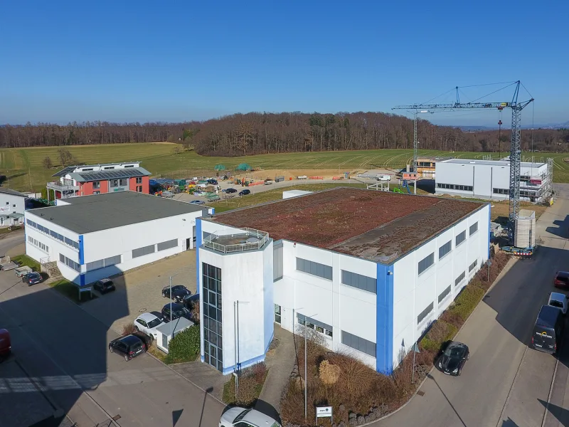 Luftbild - Büro/Praxis mieten in Nürtingen - Helles Großraumbüro im OG * Nähe zu A8/B297 * Personen-/Lastenaufzug *  Flexibel