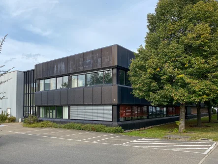 Außenansicht - Halle/Lager/Produktion mieten in Reutlingen - Werk-/Lagerräume und Büro in Mark West * Flexibel * Pkw-Stellplätze