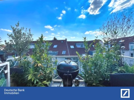 Dachterrasse - Wohnung kaufen in Langenfeld - RICHRATH: Gemütliche Maisonettewohnung in grüner Lage mit TG-Stellplatz