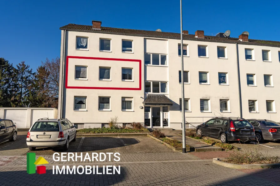 Straßenansicht - Wohnung kaufen in Brüggen - Langfristiges Investment mit sofortigen Erträgen – Behagliche Wohnung mit Garage in Brüggen-Bracht!
