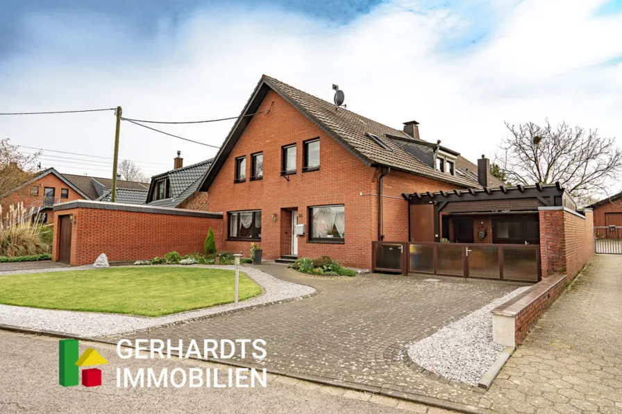 Straßenansicht - Haus kaufen in Brüggen - Platz für alle: Ihr Zuhause mit Raum für jedes Alter und separatem Gartenidyll in Brüggen-Boerholz!
