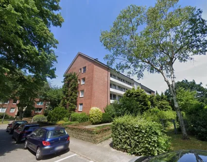 Hausansicht - Wohnung mieten in Hamburg - Hochparterre mit großer Terrasse in Wandsbek, Martin-Mark-Weg 4
