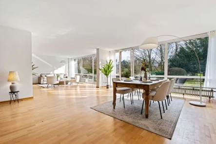 Wohn-/Esszimmer - Wohnung kaufen in Hamburg - Exklusive Wohnung mit Blick in Garten und den Skagerrak-Kanal
