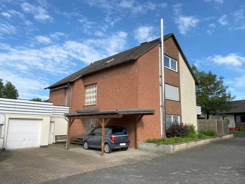 Außenansicht - Haus kaufen in Bad Salzuflen - Voll vermietete Kapitalanlage in Bad Salzuflen-Wüsten!