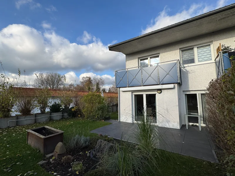 Gratenansicht - Haus kaufen in Bad Salzuflen - Zum Einziehen bereit! - Reihenendhaus in Schötmar