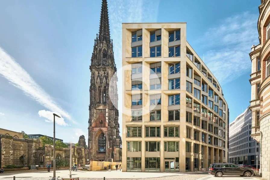 Außenansicht - Büro/Praxis mieten in Hamburg - Die Neue Burg - Elegante Top-Etage an der St. Nikolai Kirche