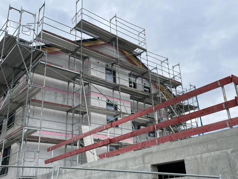 bald fertig - Wohnung kaufen in Waldachtal / Salzstetten - TOP Preis mit Garten, bald einziehen!