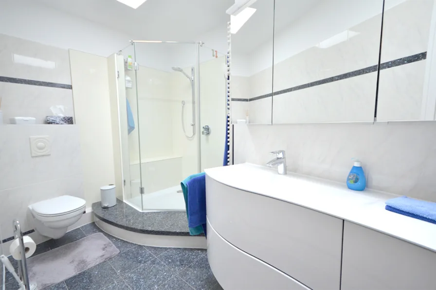 Das Duschbad wurde hochwertig modernisiert