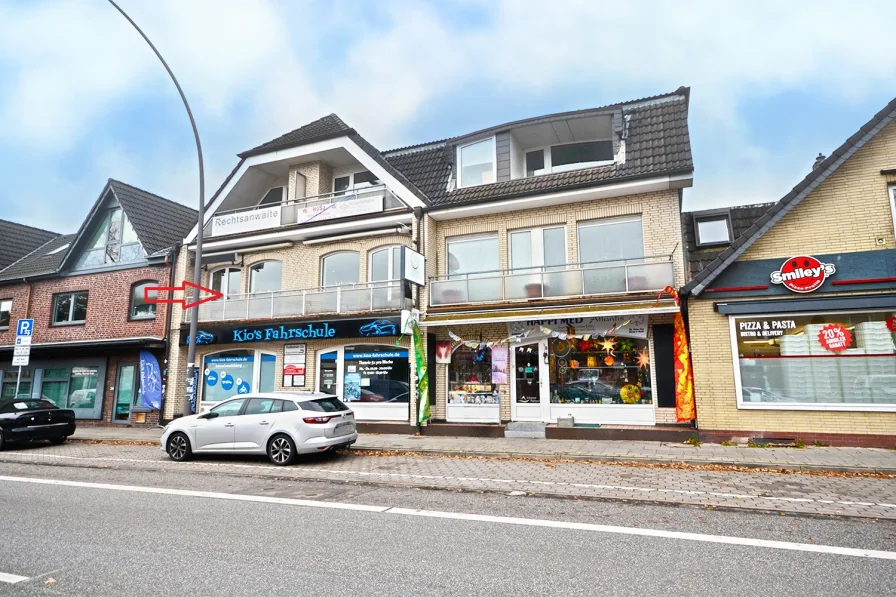 Blick auf die kleine Ladenzeile - Büro/Praxis mieten in Hamburg - Büro- oder Praxisfläche in guter, zentraler Lage von Sasel