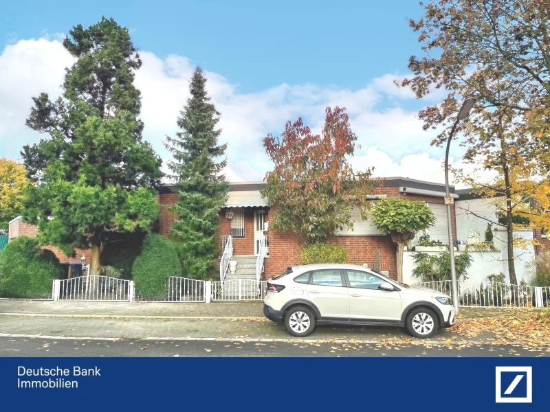 Außenansicht - Haus kaufen in Dorsten - Traumhafter Bungalow in bester Lage von Dorsten-Hardt