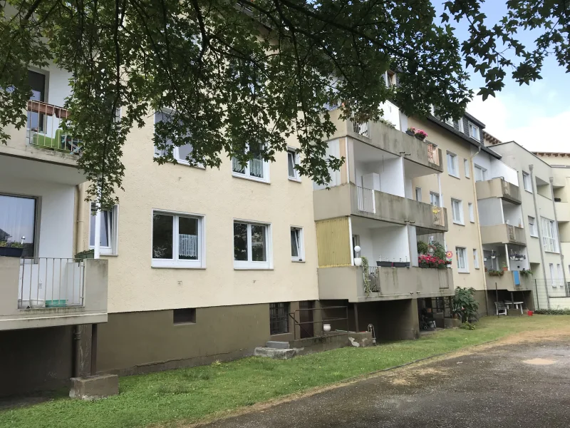 Hausansicht - Wohnung mieten in Mülheim an der Ruhr - gepflegte 2-Zimmerwohnung in Mülheim