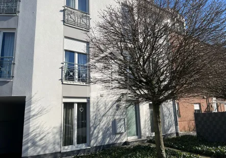 Seitenansicht - Wohnung kaufen in Korschenbroich - Anlageobjekt über zwei Etagen