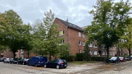  - Haus kaufen in Hamburg - Barmbeker Backstein mit 10 Wohneinheiten