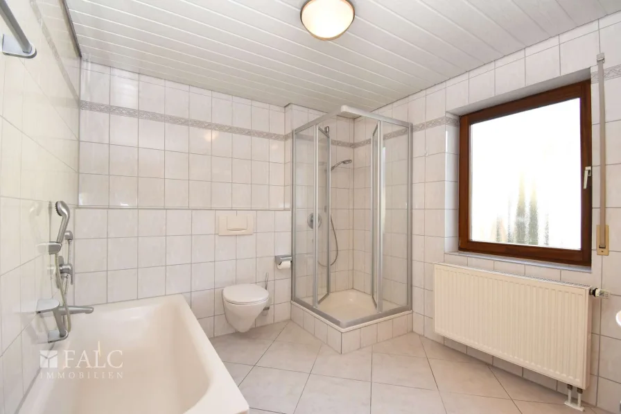 Badezimmer 1.OG