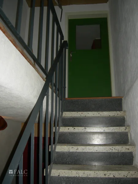 Treppe Eimngang zum 1OG