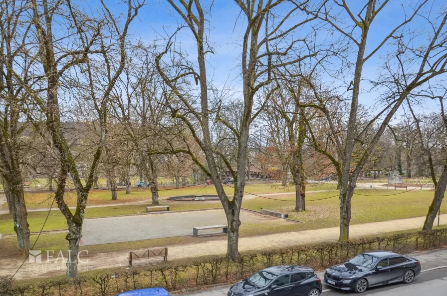 Aussicht - Wohnung kaufen in Tuttlingen - Sanierungsbedürftige 3-Zimmer-Wohnung mit Potenzial in Tuttlingen