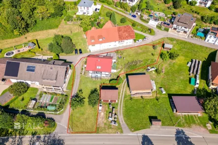 Titelbild - Haus kaufen in Bad Säckingen - Exklusives Architektenhaus Niedrigenergie A+, mit herrlichem Alpenblick