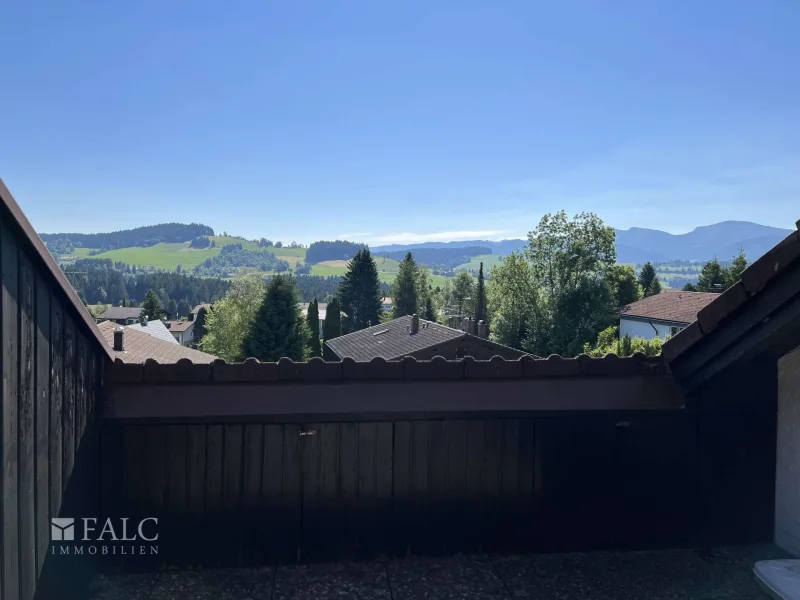 Terrasse mit Bergblick sogar vom Sofa aus