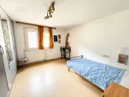 Schlafzimmer DG