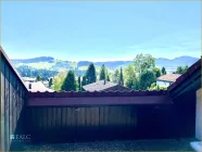 Terrasse mit Bergblick