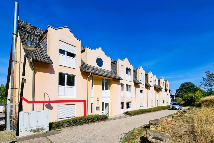 Wohngebäude - Wohnung kaufen in Trier - Erdgeschosswohnung in beliebter Wohnlage in Trier-Feyen inkl. Tiefgaragenstellplatz