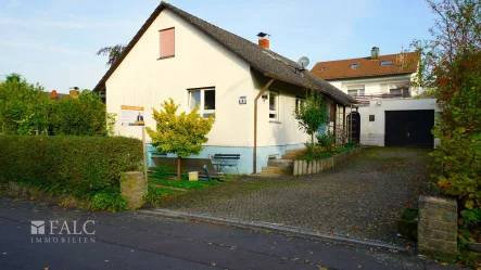 Ihr neues Zuhause - Haus kaufen in Möckmühl - Hier wird Zuhause zum Gefühl - FALC Immobilien Heilbronn