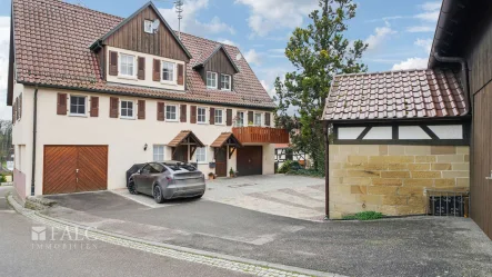 Ihr neues Zuhause - Haus kaufen in Bretzfeld - Ländlicher Charme mit Scheune - FALC Immobilien Heilbronn