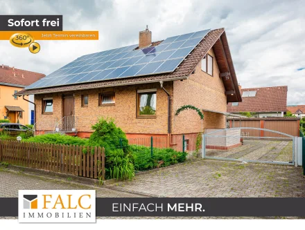 Eingangsseite - Haus kaufen in Stutensee - EFH auf großem Grundstück in ruhiger Lage !