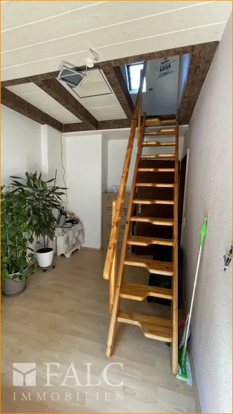 Raumspartreppe vom Kinderzimmer