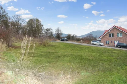 Auf dem Grundstück - Grundstück kaufen in Bad Wildungen - +++Schönenes Baugrundstück mit herrlichem Blick auf Bad Widlungen+++