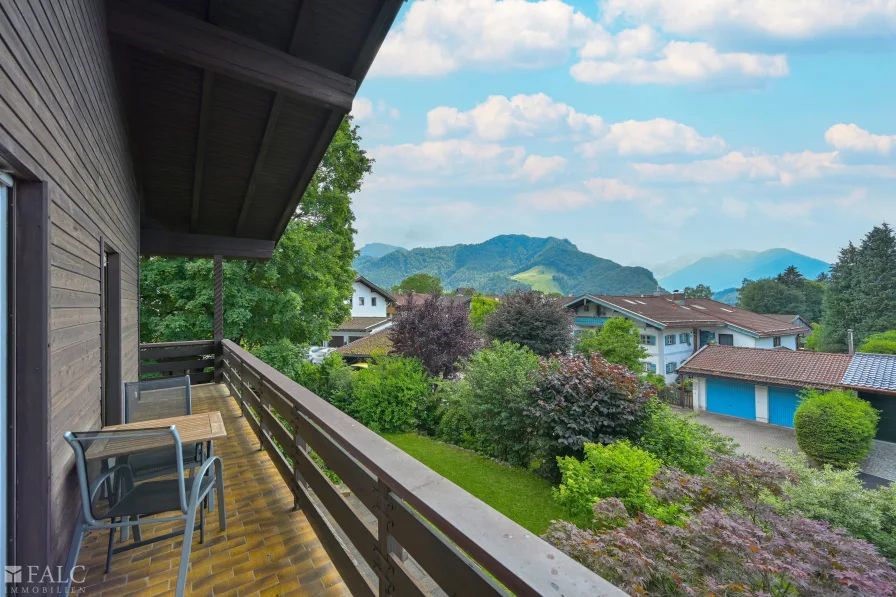 Balkon mit Bergblick1