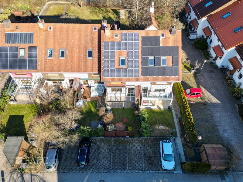 Drohnenaufnahme Grundstück mit Stellplatz