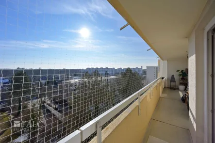 Balkon  - Wohnung kaufen in Haar - Sonnige Wohnung mit Alpenblick und großem Balkon