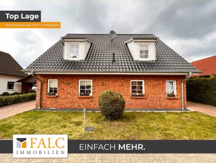 Titelbild - Haus kaufen in Zarrentin am Schaalsee - ***Traumhaftes Zweifamilienhaus am Schaalsee***