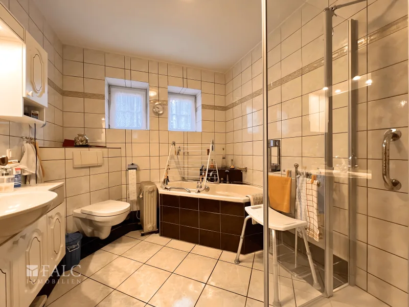 Badezimmer EG