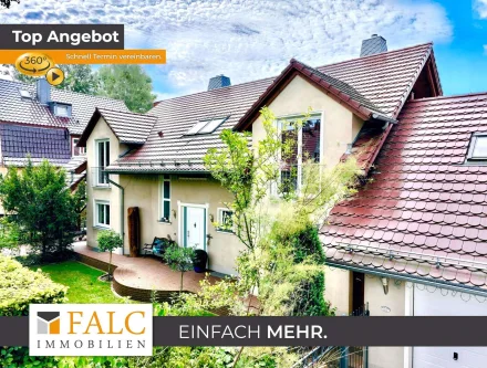 Titelbild - Haus kaufen in Michendorf - Ein Ort, um zu bleiben: Ihr Traumhaus mit Einliegerwohnung, Pool und Sauna!